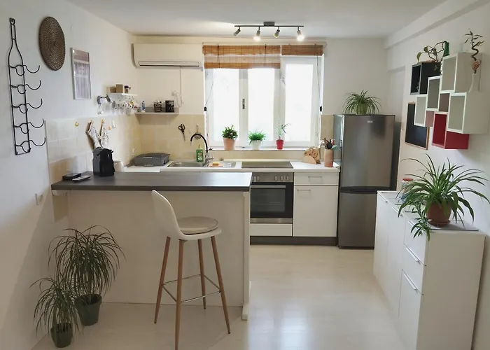 Lozica With Private Garden, Self Check-in *